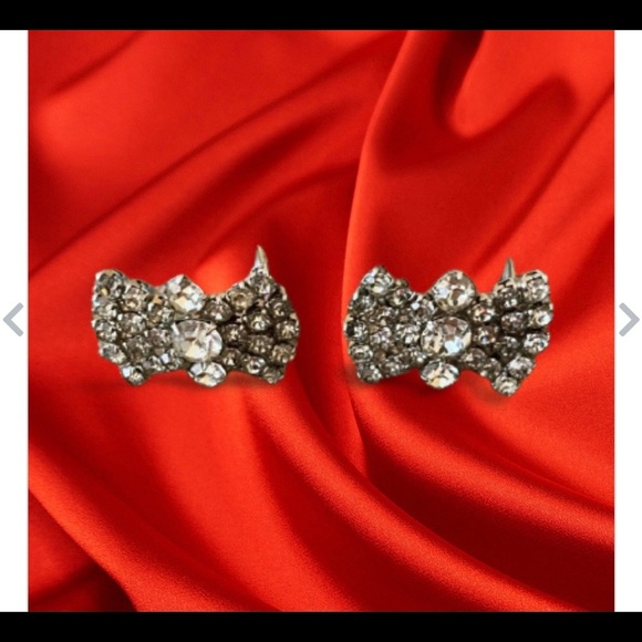Vintage clip back earrings with clear rhinestones m - Picture 2 of 5